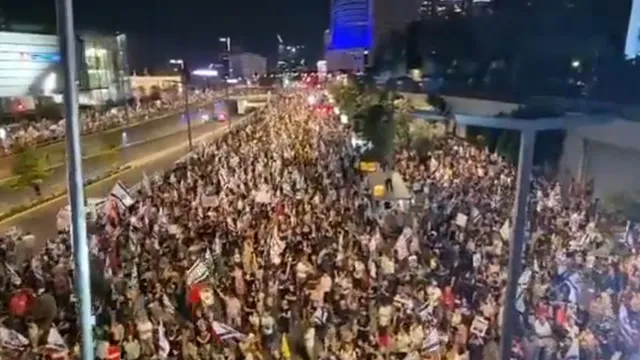 thousands-hold-antigovt-protests-in-israel-demand-new-elections-and-return-of-hostages